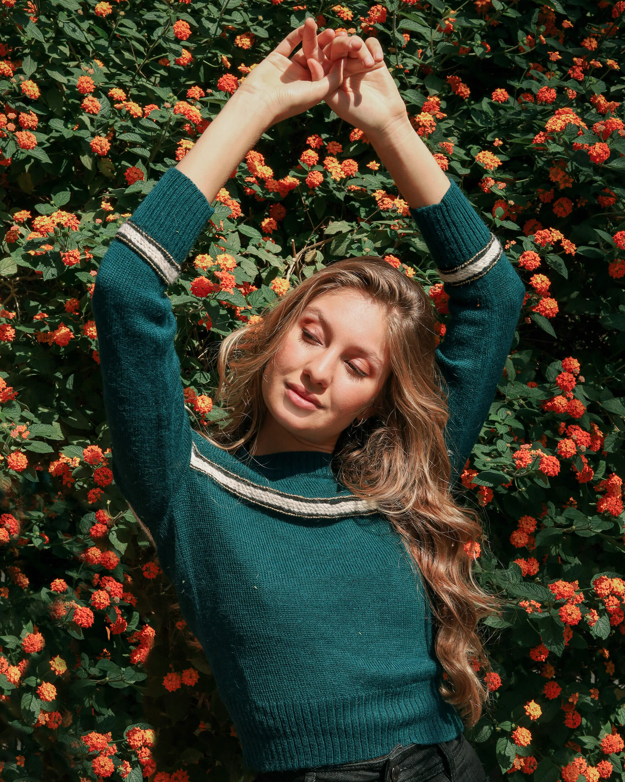 Minimal Sweater - Image 5