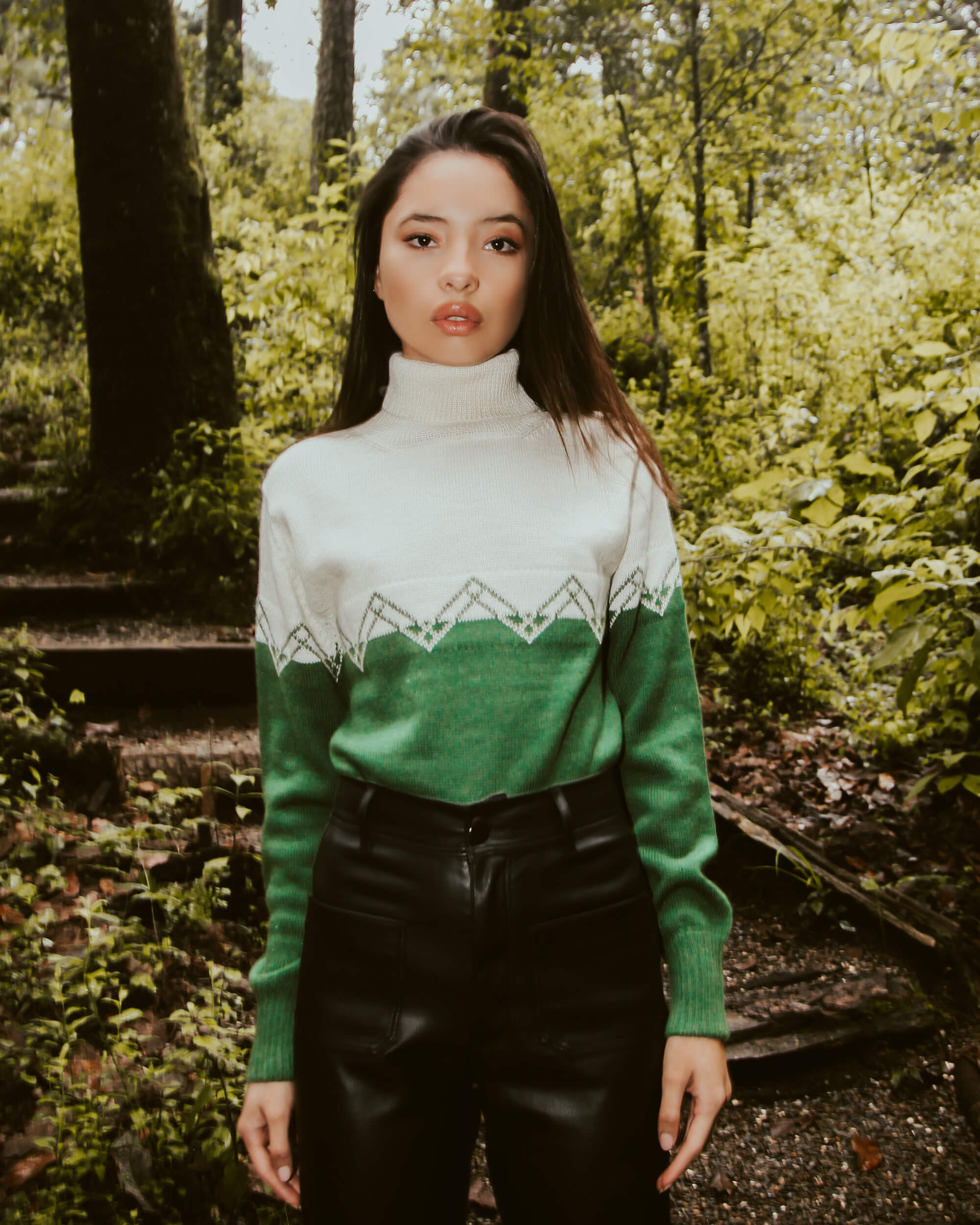 Audaz Sweater - Image 3